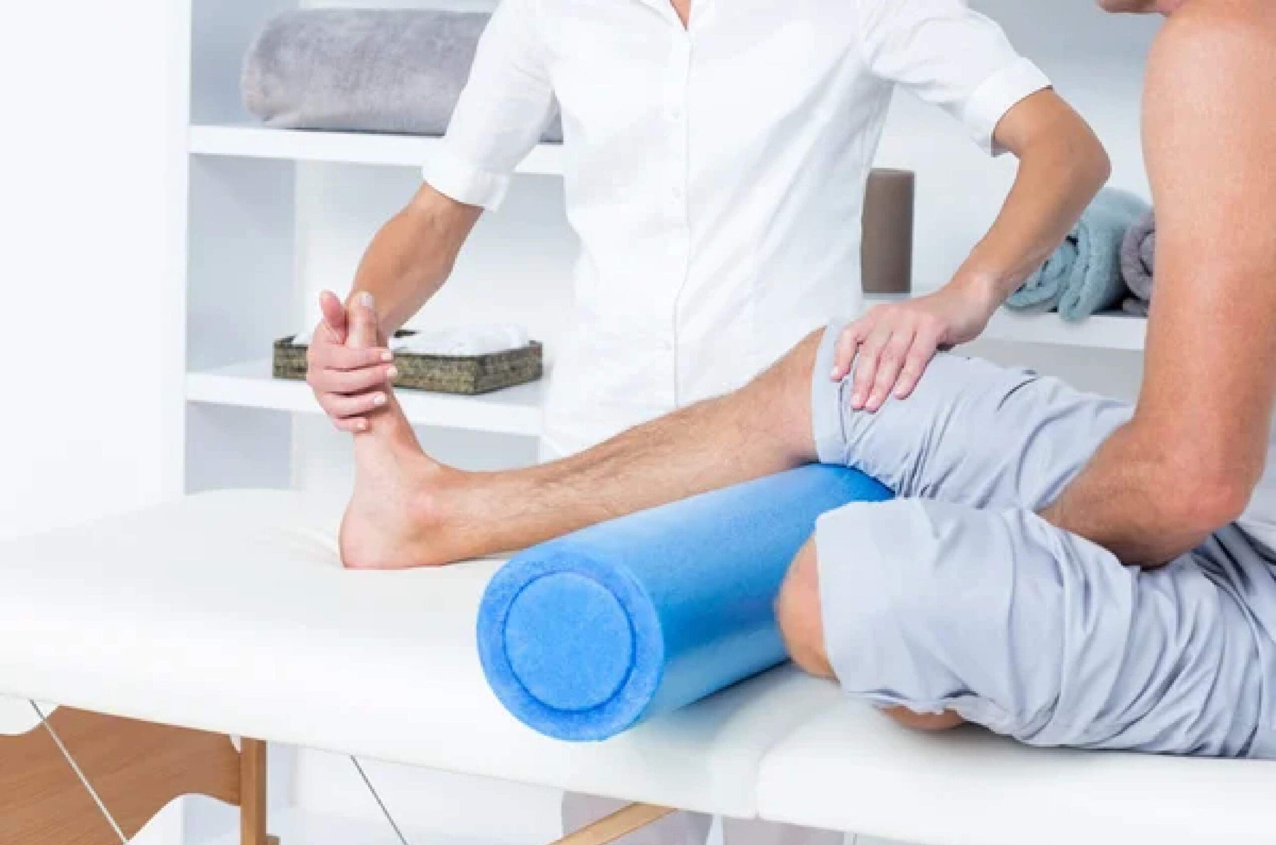 Physiotherapist-assessing-patient-physiotherapy-care Physiotherapist assessing patient providing physiotherapy care and support.