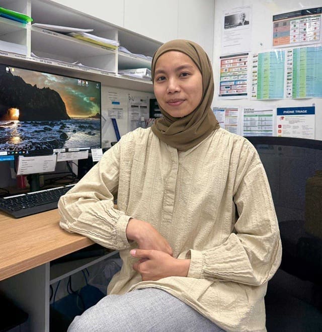 Dr Emira Sharizon